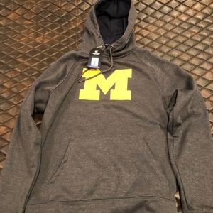 *NEW* University of Michigan hoodie